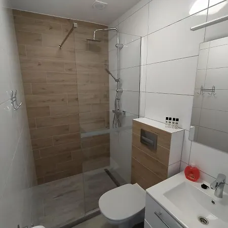 Moris 2 Pokoje Goscinne Leba Exterior foto