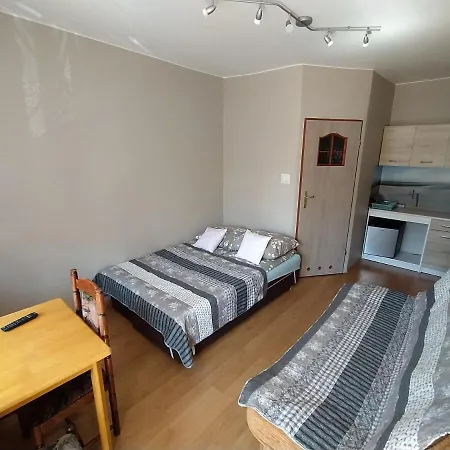 Moris 2 Pokoje Goscinne Leba Exterior foto