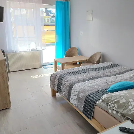 Moris 2 Pokoje Goscinne Leba Exterior foto