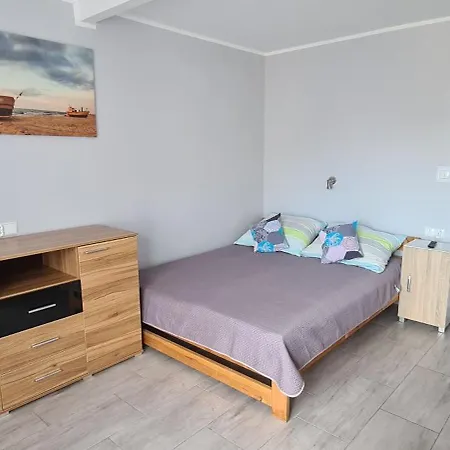 Moris 2 Pokoje Goscinne Leba Exterior foto